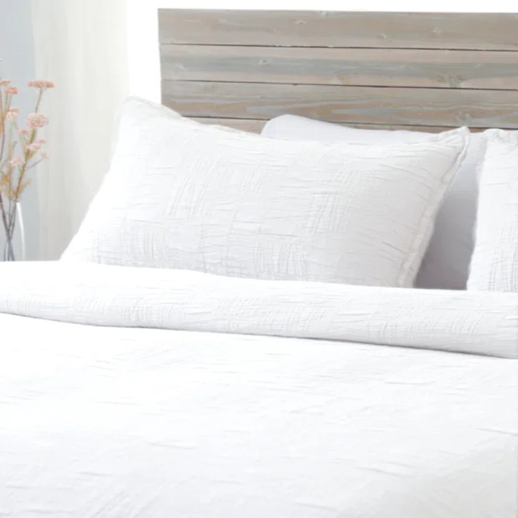 Harbour Farmhouse / Country Cotton Coverlet
