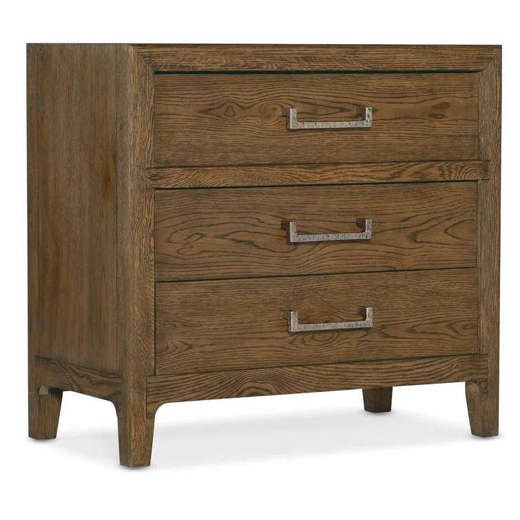 Hooker Furniture Chapman 32.25'' W Nightstand
