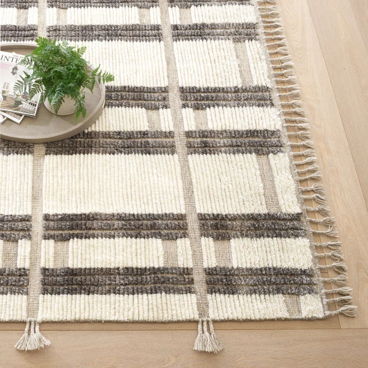 Everett Ivory/Grey Hand Knotted Wool Rug