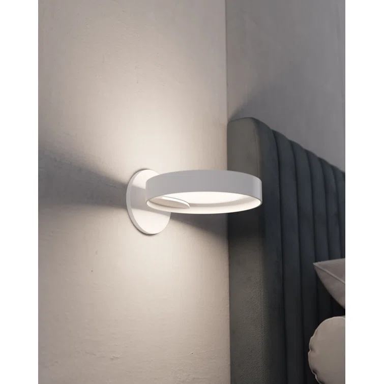 Guide Ring LED Armed Sconce