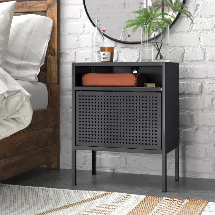 Zander 19'' W Metal Nightstand