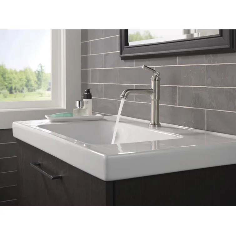 SAYLOR™ Single Handle Bathroom Faucet
