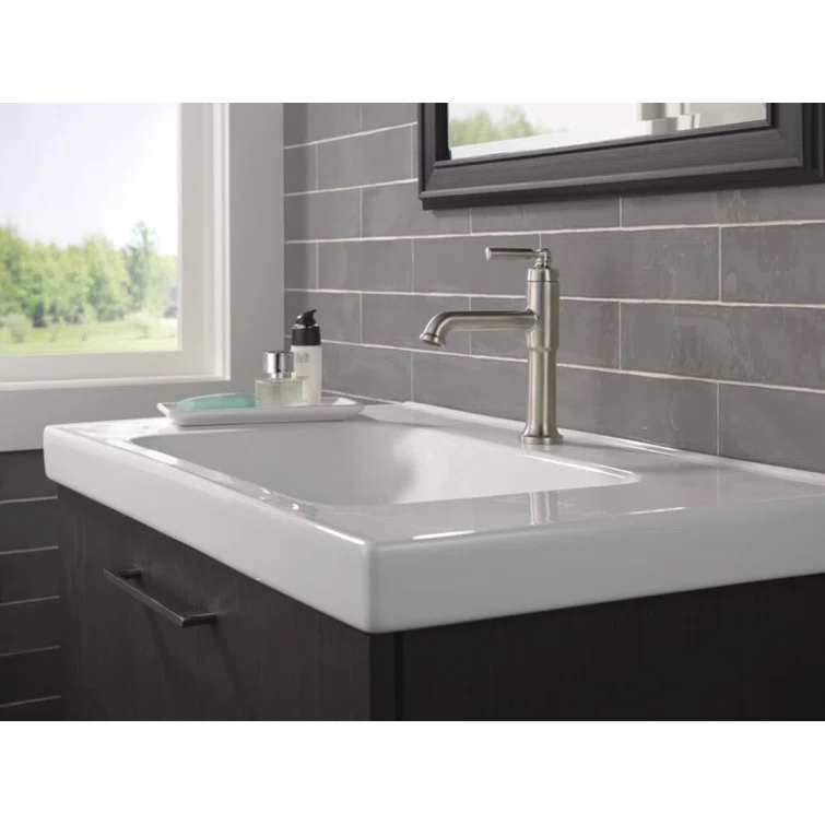 SAYLOR™ Single Handle Bathroom Faucet