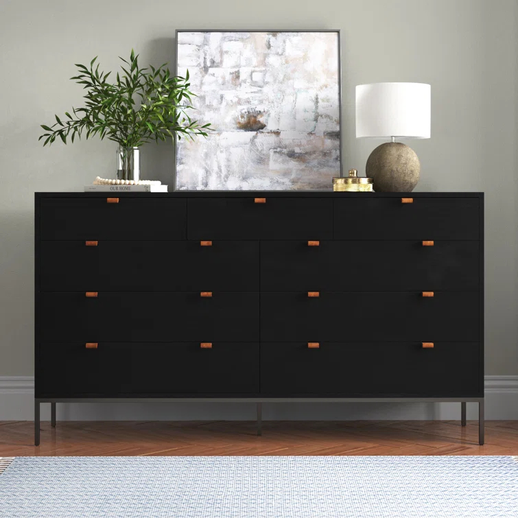 Corso 9 - Drawer Double Dresser