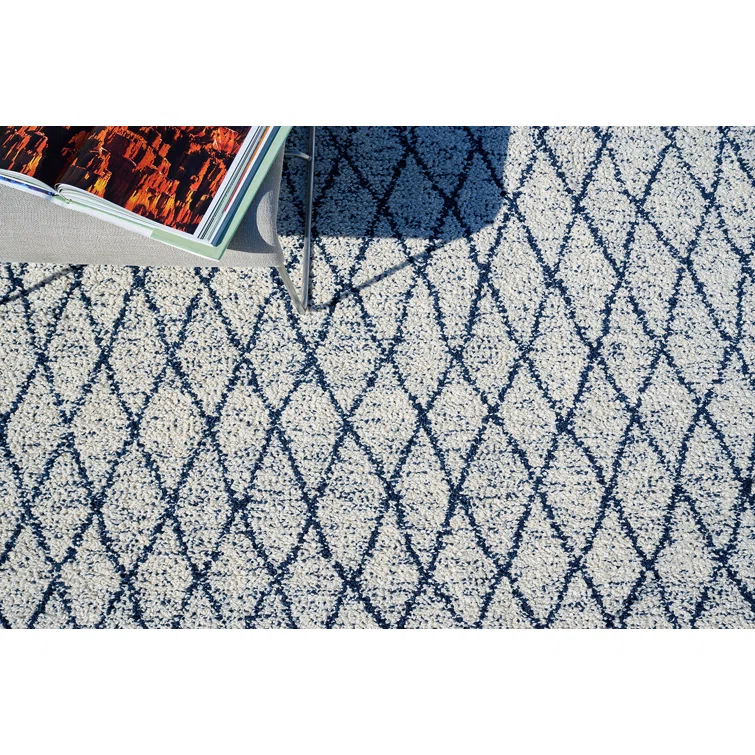 Rectangle Giorgio Geometric Handmade Flatweave Recycled P.E.T. Area Rug in Navy/Ivory