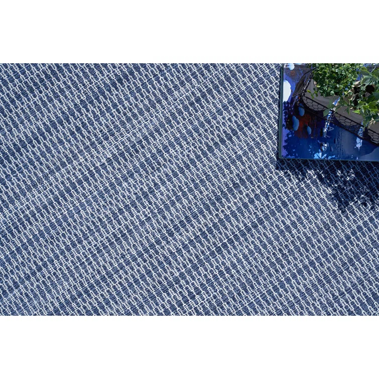 Rectangle Florence Navy/White Handmade Recycled P.E.T. Area Rug