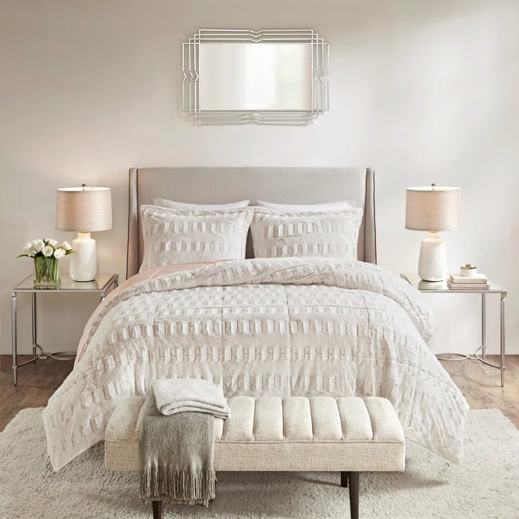 Madison Park Gia Back Print Long Fur Comforter Mini Set