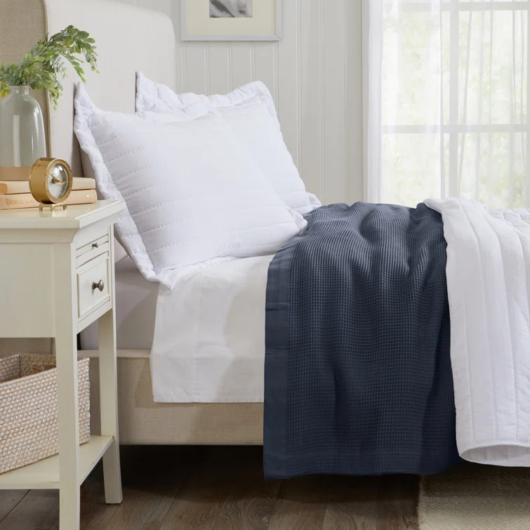 100% Cotton Lightweight Waffle Weave Summer Blanket