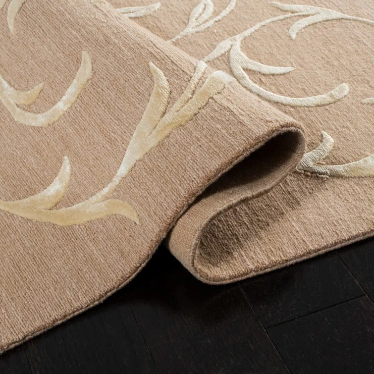 Beige Floral Hand-Knotted Wool and Silk Area Rug 6' x 9'