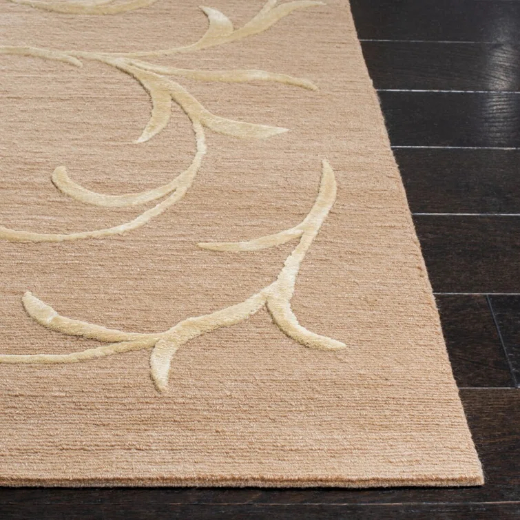 Beige Floral Hand-Knotted Wool and Silk Area Rug 6' x 9'