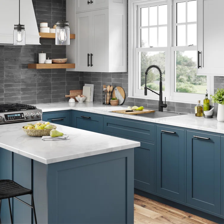Oletto 2-in-1 Pull-Down Single Handle Kitchen Faucet
