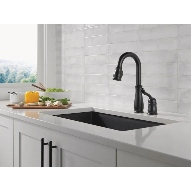 Leland Pull Down Sprayer Kitchen Sink Faucet, Single Handle Kitchen Faucet
