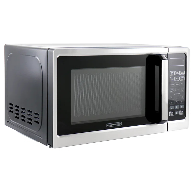 Black+Decker 0.7 Cubic Feet 700 Watt Countertop Microwave