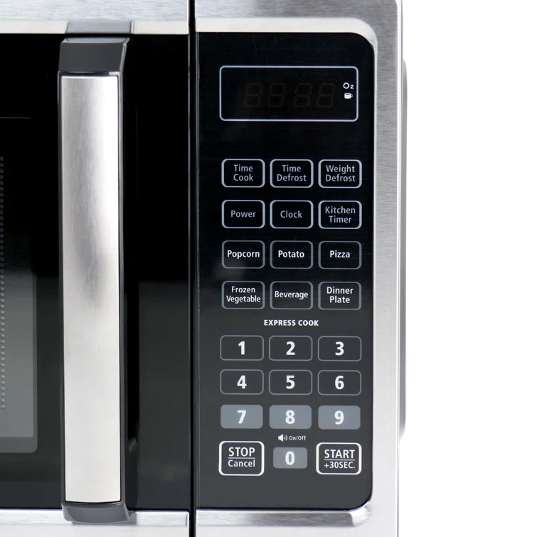 Black+Decker 0.7 Cubic Feet 700 Watt Countertop Microwave