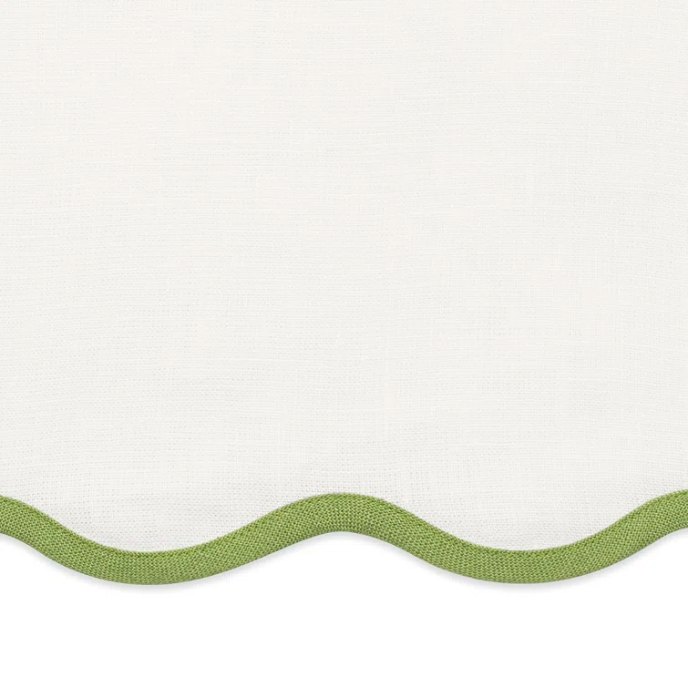 White and Green Scallop Edge Oval Linen Placemat