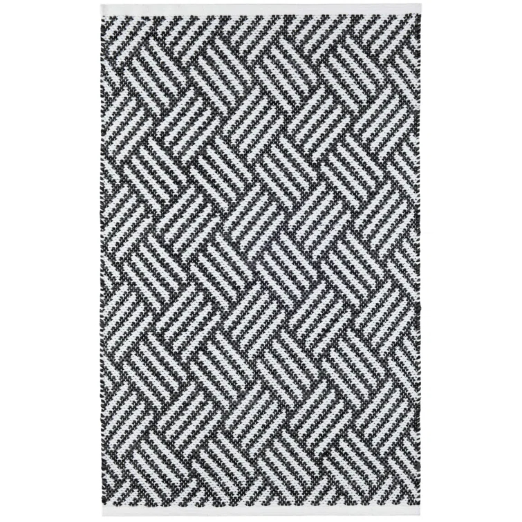 Crisscross Black Handwoven Indoor/Outdoor Rug