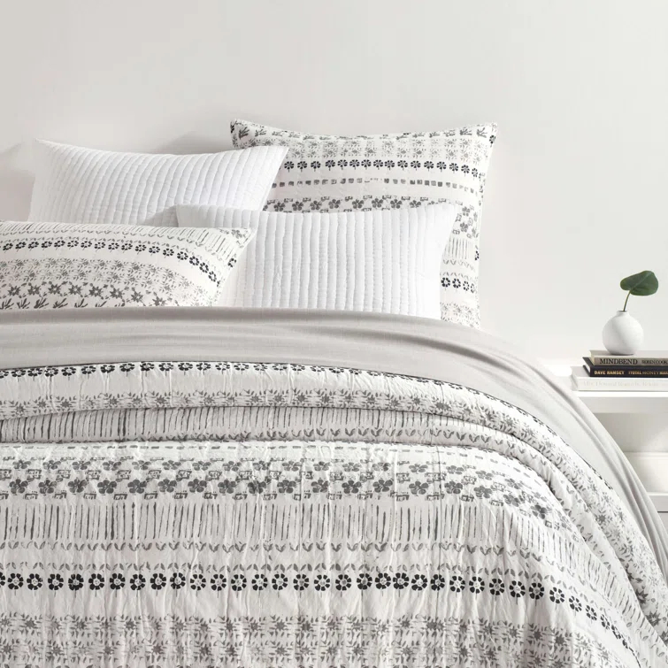 Hawthorn Coverlet