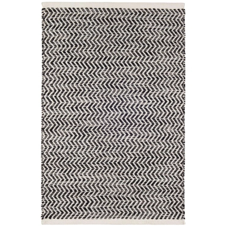 Coastal Black Handwoven Indoor/Outdoor Rug