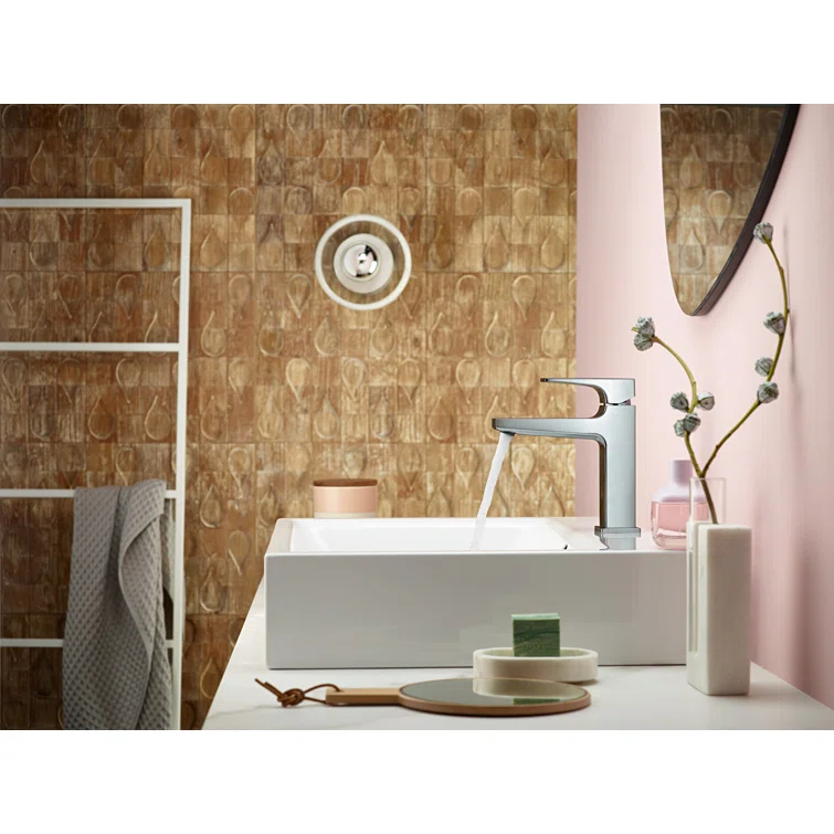 Hansgrohe Metropol Single-Hole Faucet 110 with Lever Handle and Drain Assembly, 1.2 GPM