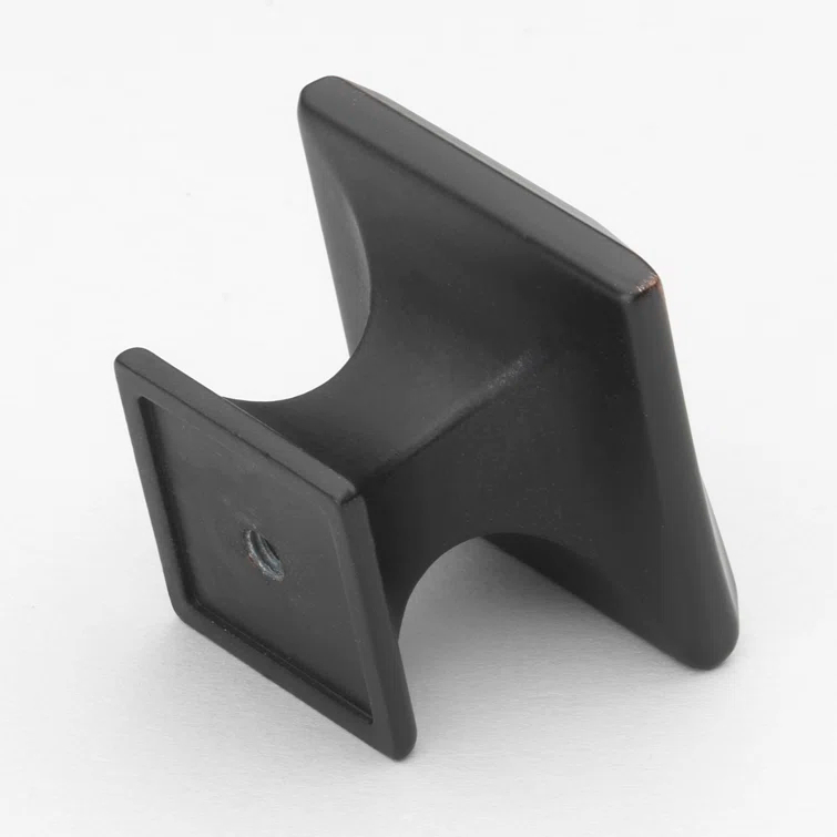 Giana Collection 1 1/4" Length Square Knob Multipack