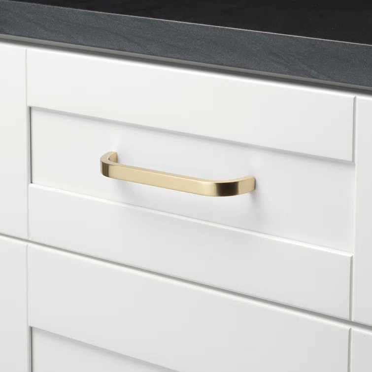 Giana Collection 5-1/16" Center to Center Curved Bar Pull