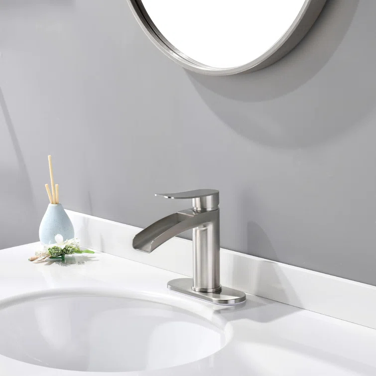Single-Hole Single-handle Bathroom Faucet with Drain Assembly