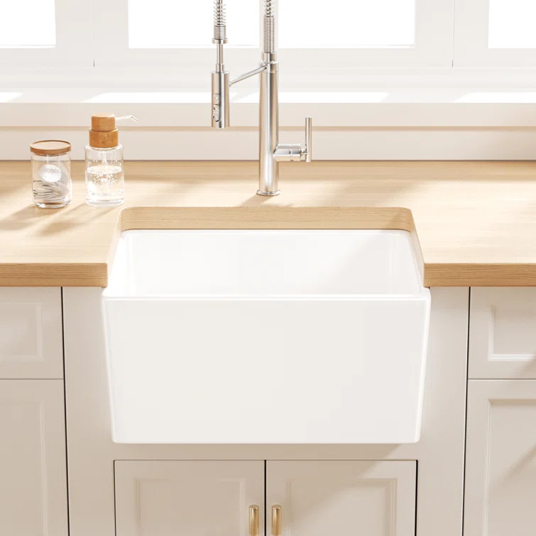Denbigh 21" L x 16" W Farmhouse Apron-Front Kitchen Sink with Sink Grid and Pop-Up Drain, Laundry Sink