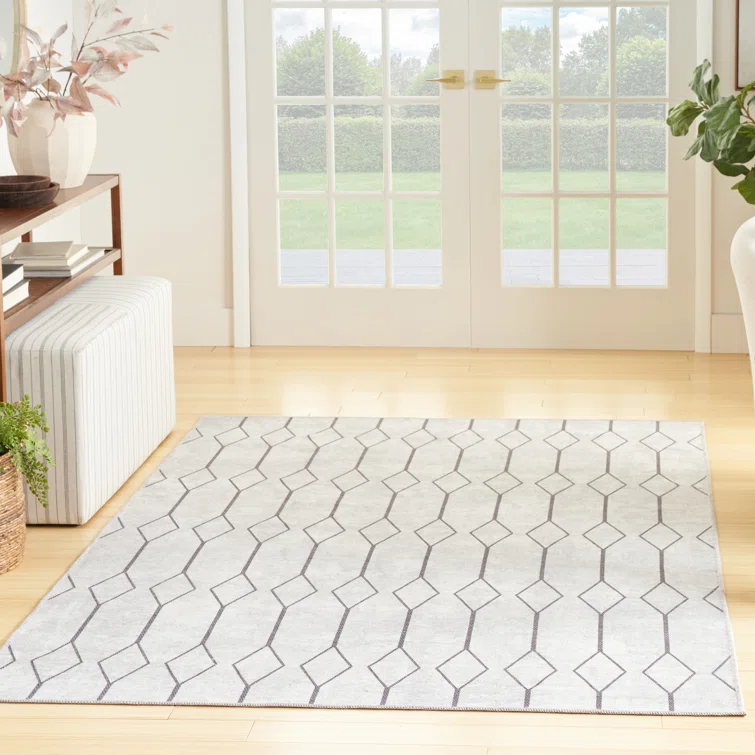 Pymble Geometric Machine Washable Area Rug in Ivory/Grey