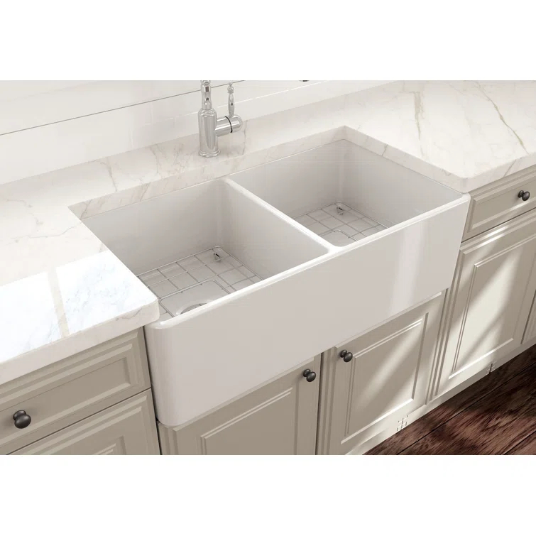 33'' L Farmhouse / Apron Double Bowl Fireclay Kitchen Sink