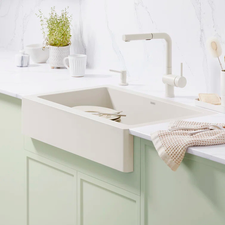 Linus Pull Out Dual Spray Kitchen Faucet