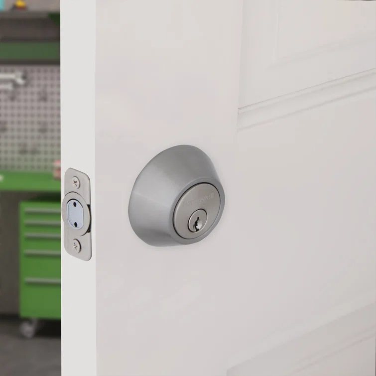 Double Cylinder Deadbolt