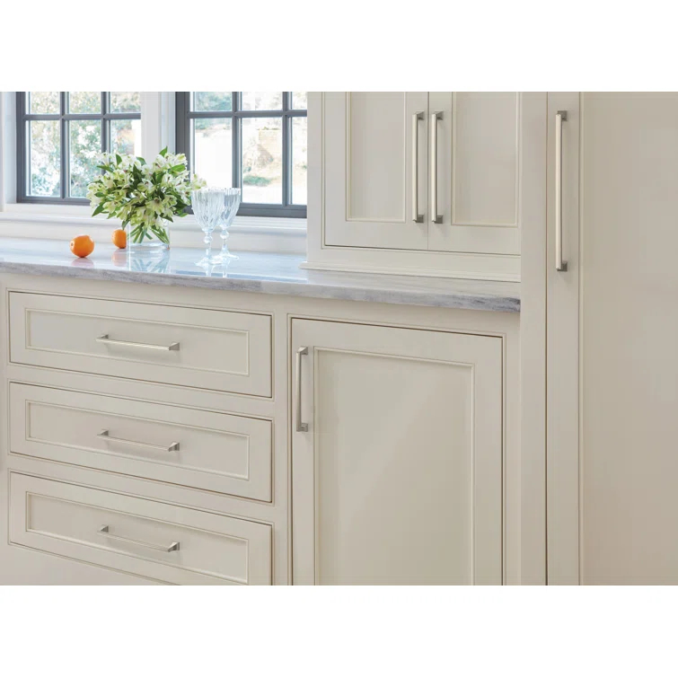 Mulholland 6 5/16" Center to Center Bar Pull