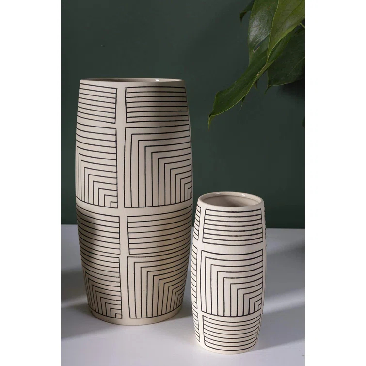 Dubai Handmade Ceramic / Porcelain Table Vase