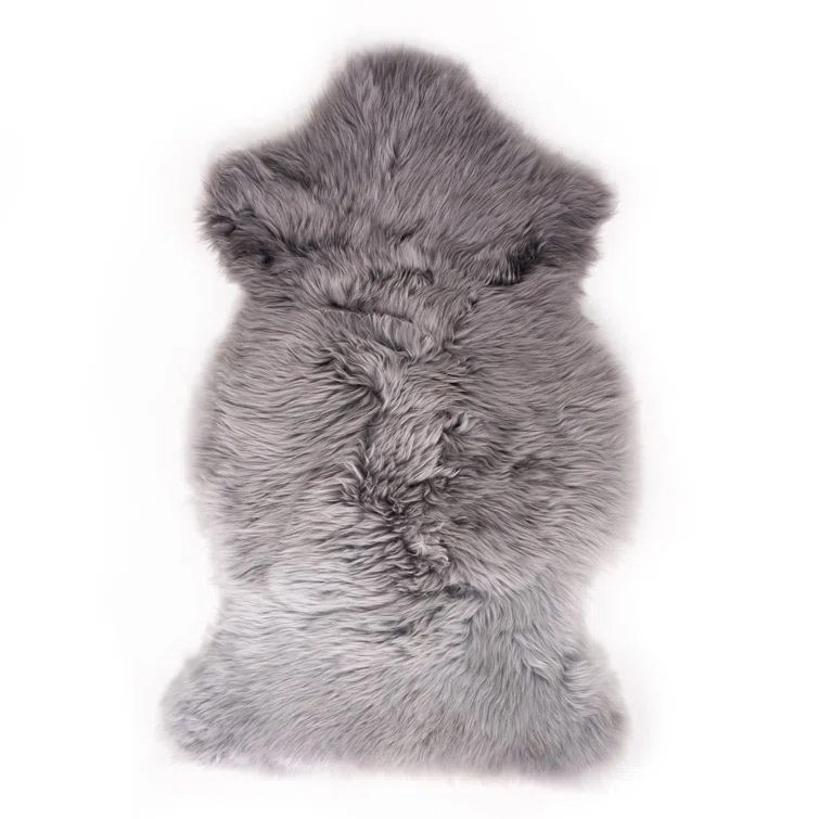 Vale Ombre Sheepskin Throw - Gray