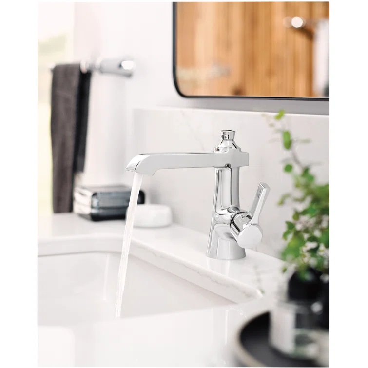 Flara Single Hole Bathroom Faucet with Drain Assembly