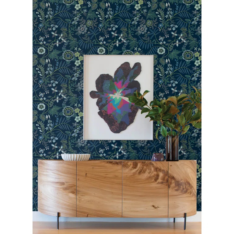 Marilyn Floral Trail Wallpaper