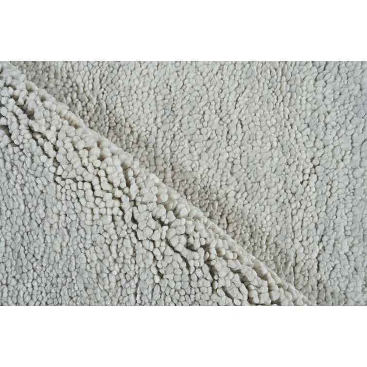 Merino Rectangle Solid Color Hand-Knotted Wool Area Rug in Silver