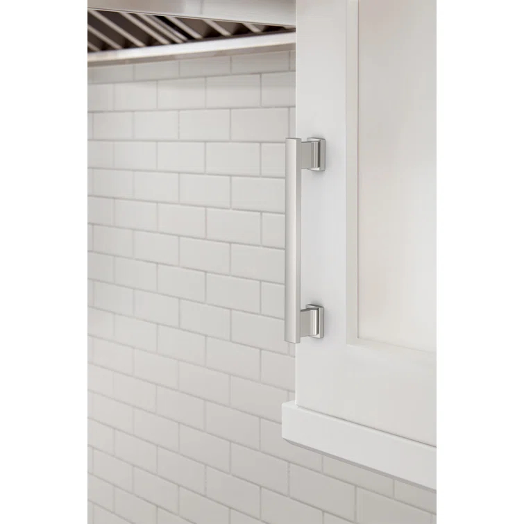 Triomphe 5 1/16" Center Handle Pull Multipack