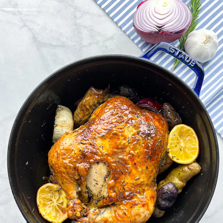 Staub Cast Iron Round Dutch Oven