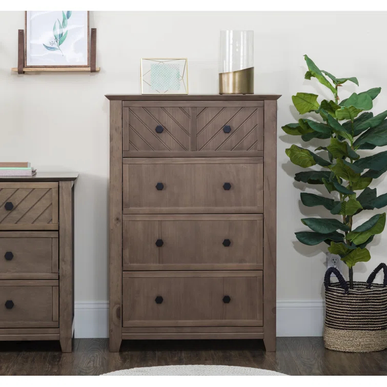 Atwood Kids 4 - Drawer Chest