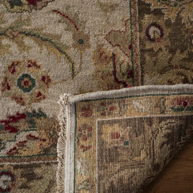 Ivory and Green Hand-Knotted Wool Oriental Rug, 6' x 9'