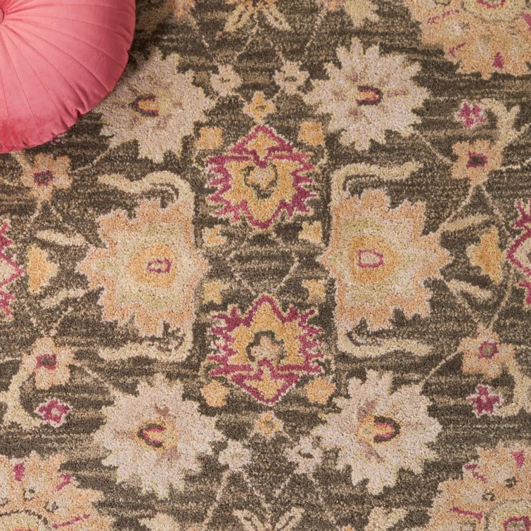 Safavieh Hand Tufted Wool Rug