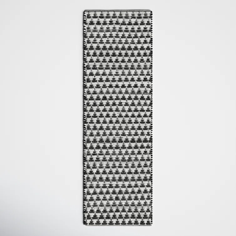 Addy Black, White Rug