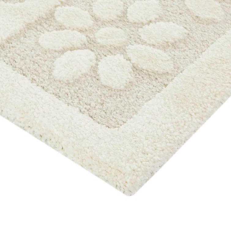 Chavie Area Rug
