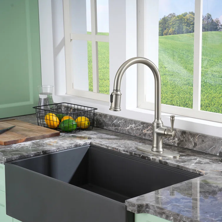 CASAINC 1.8 GPM Single-Handle Pull-Down Kitchen Faucet Single Hole Faucet