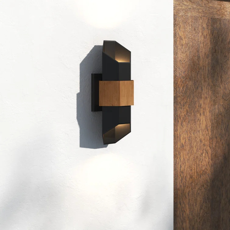 Betton Novelty Outdoor Aluminum LED Wall Light
