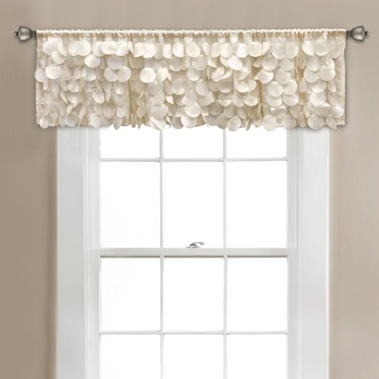 Lush Decor Gigi Scalloped Window Valance