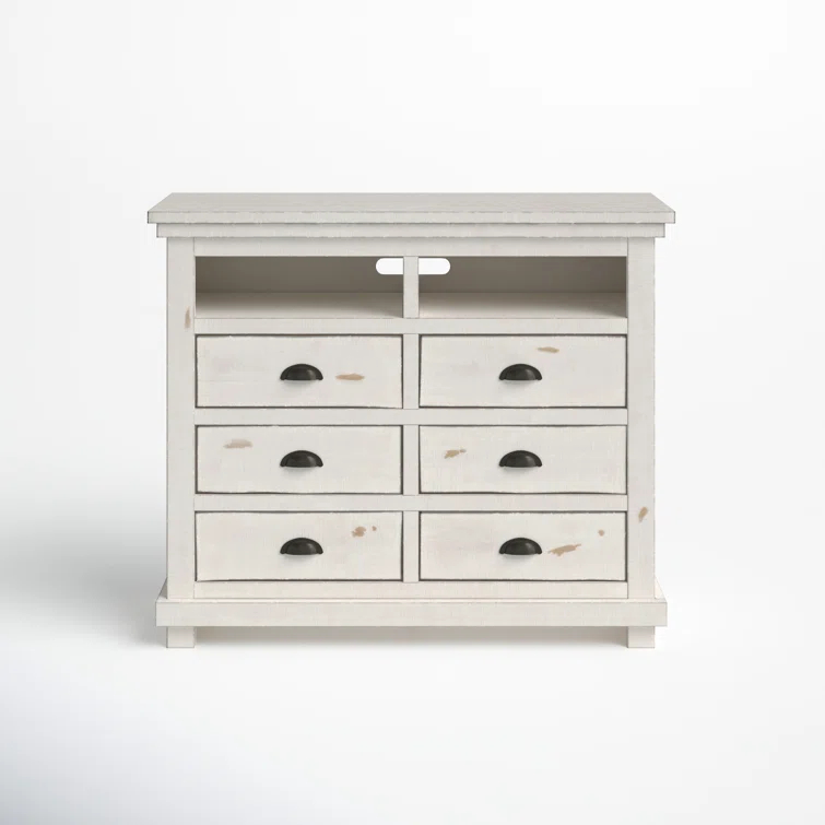 Wolferstorn 6 - Drawer Double Dresser