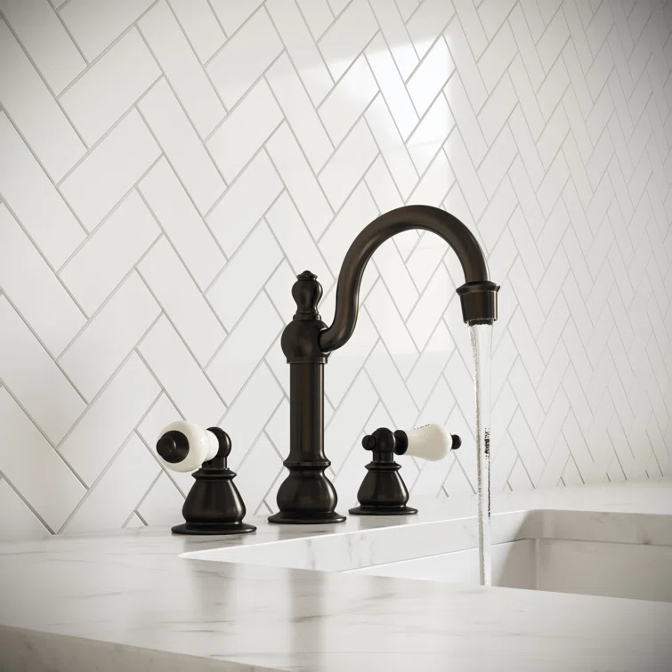 Vintage Widespread 2-handle Bathroom Faucet with Drain Assembly