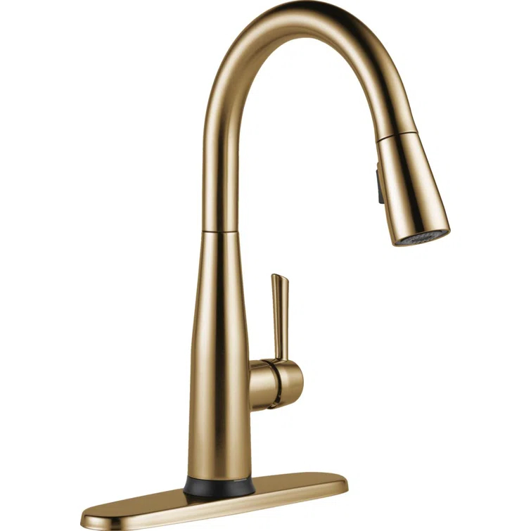 Essa Pull Down Single Handle Kitchen Faucet with MagnaTite Docking and Touch2O Technology